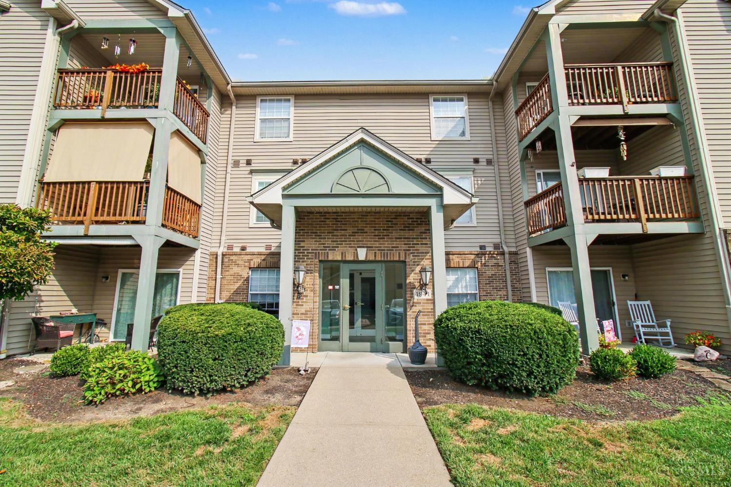 4941 N Arbor Woods Court 301