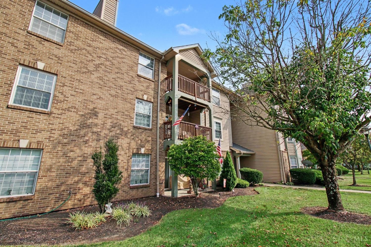 4941 N Arbor Woods Court 301