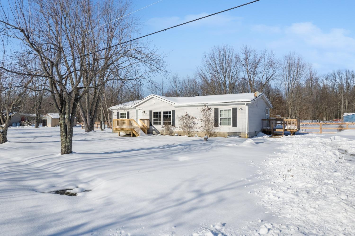 1731 Laurie Street, Sterling Twp, Ohio image 2