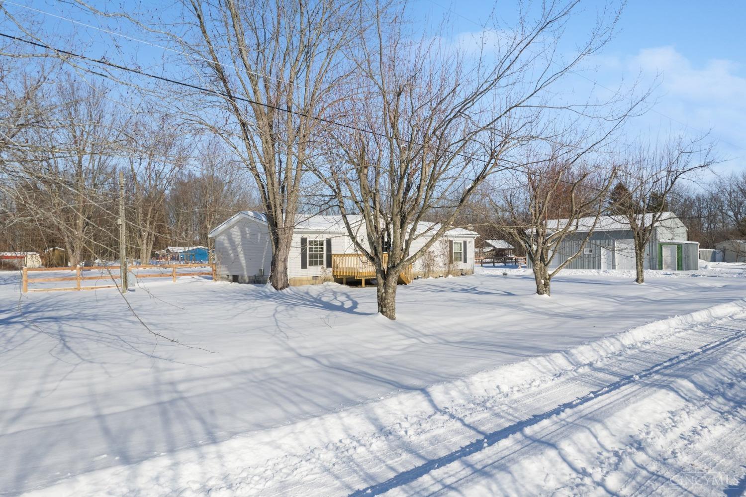 1731 Laurie Street, Sterling Twp, Ohio image 3