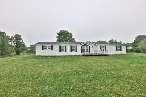 Photo of 1000 Triple Two Farm Road, Franklin Township, OH 45120 (MLS # 1850233)