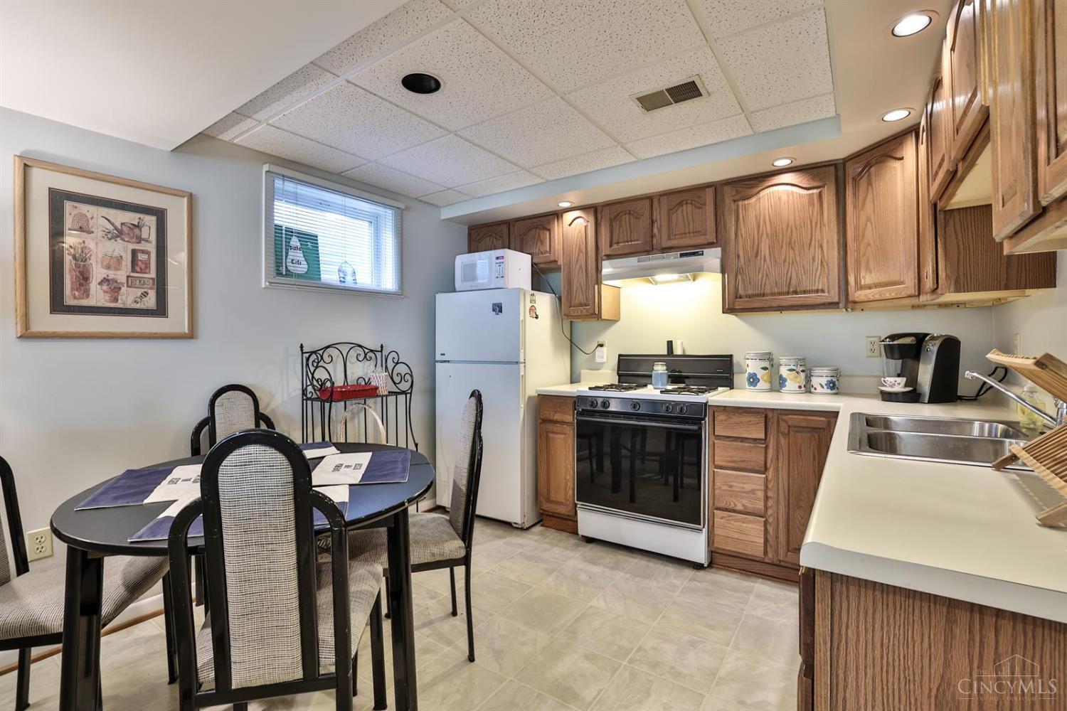 473 Wellesley Avenue, Cincinnati, Ohio image 32