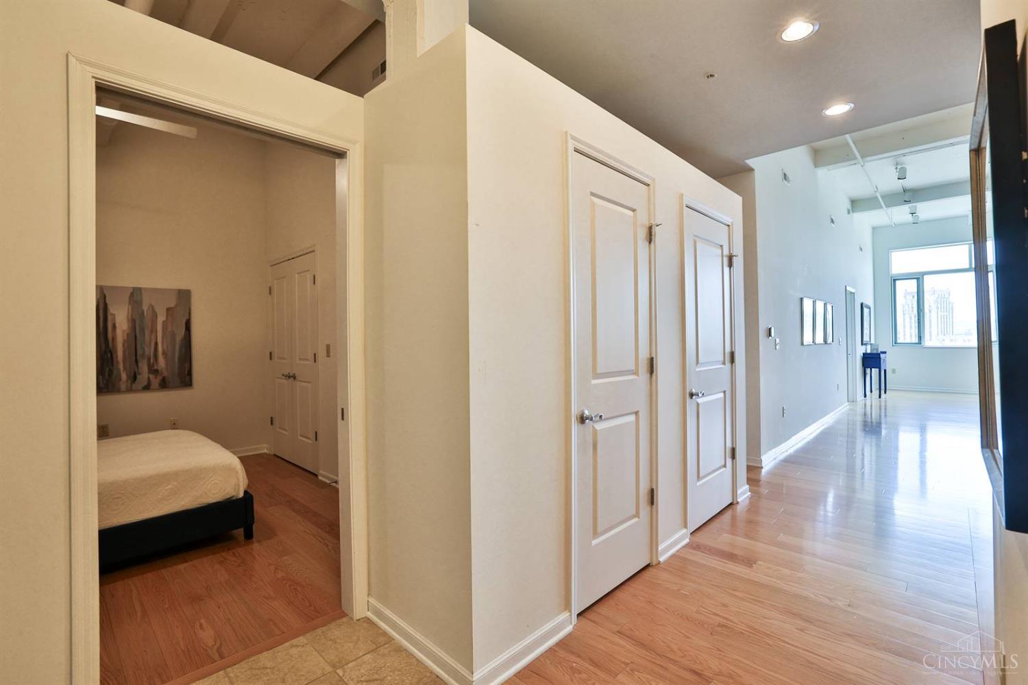 400 Pike Street 921