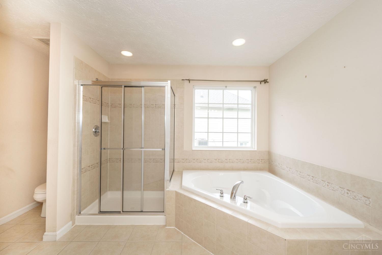 320 Sackett Drive, Monroe, Ohio image 23
