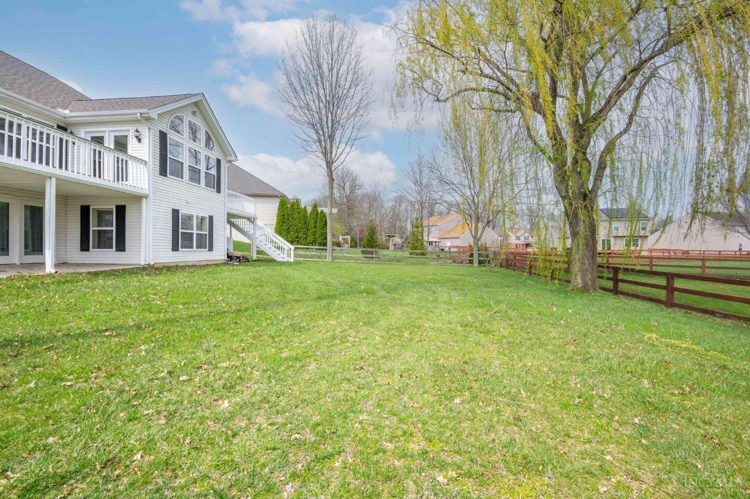 320 Sackett Drive, Monroe, Ohio image 8