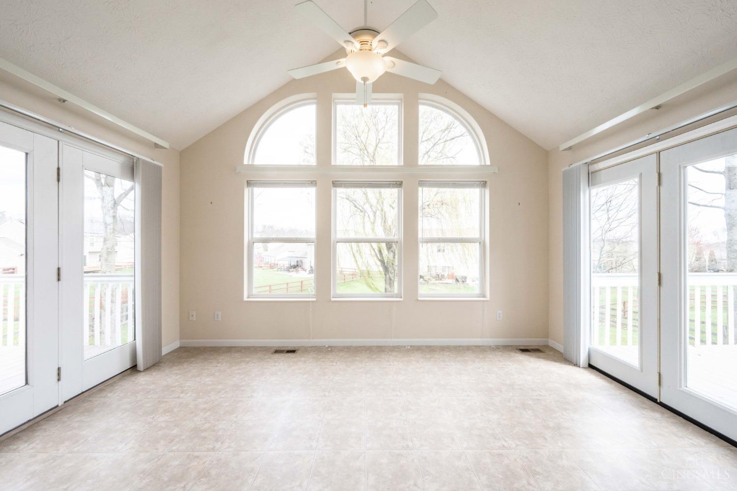 320 Sackett Drive, Monroe, Ohio image 7
