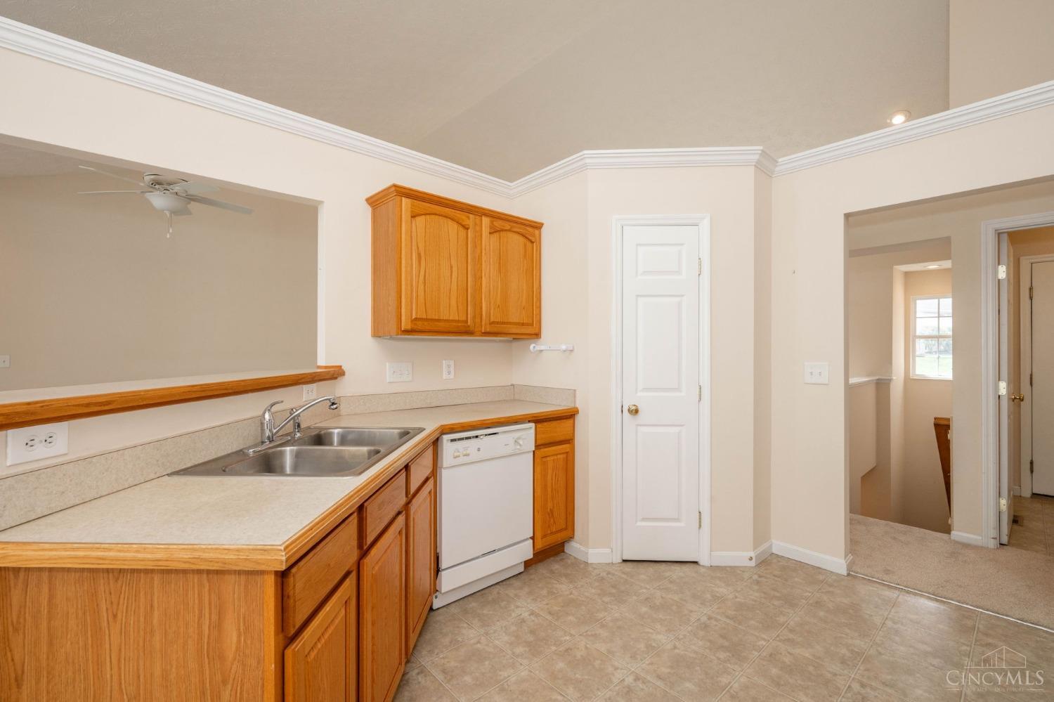 320 Sackett Drive, Monroe, Ohio image 28