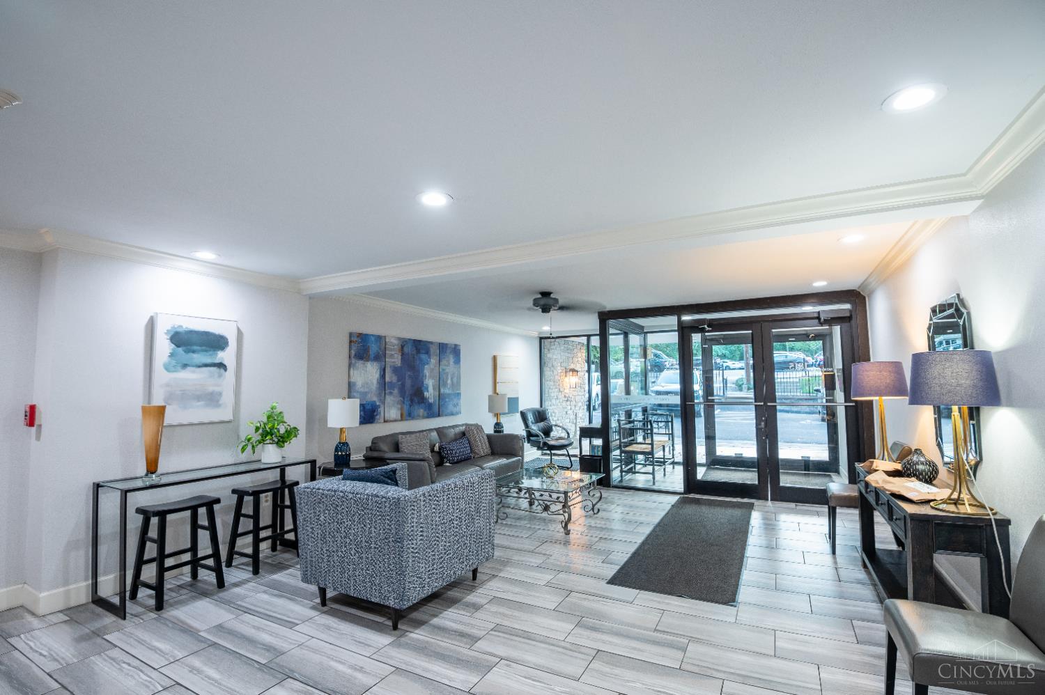 1815 Wm H Taft Road 207