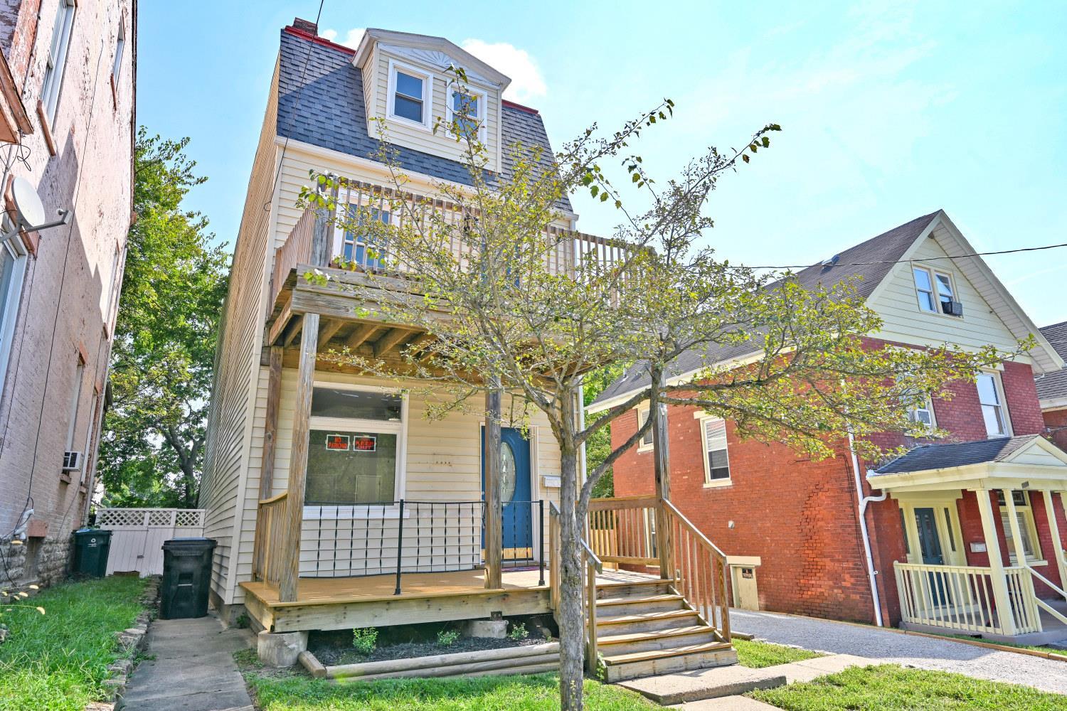 1020 Parkson Place