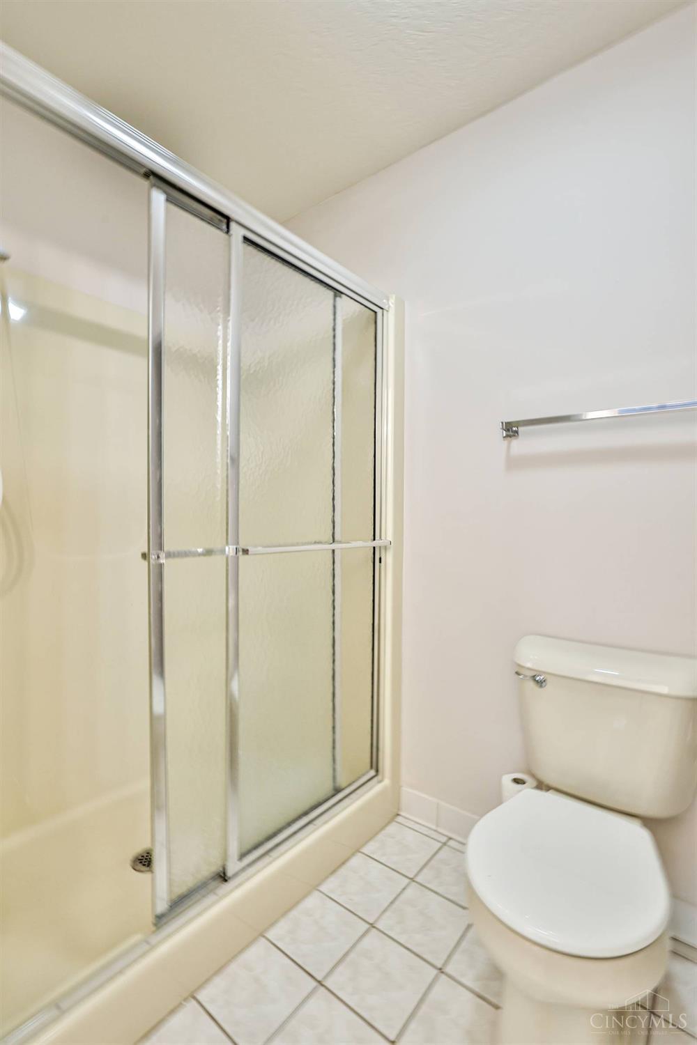 8750 Carrousel Park Circle #102, Colerain Twp, Ohio image 22