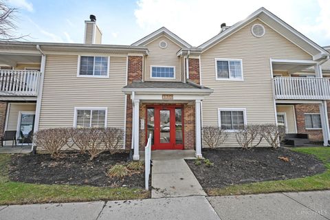 Photo of 130 Carrington Lane #101, Loveland, OH 45140 (MLS # 1871124)