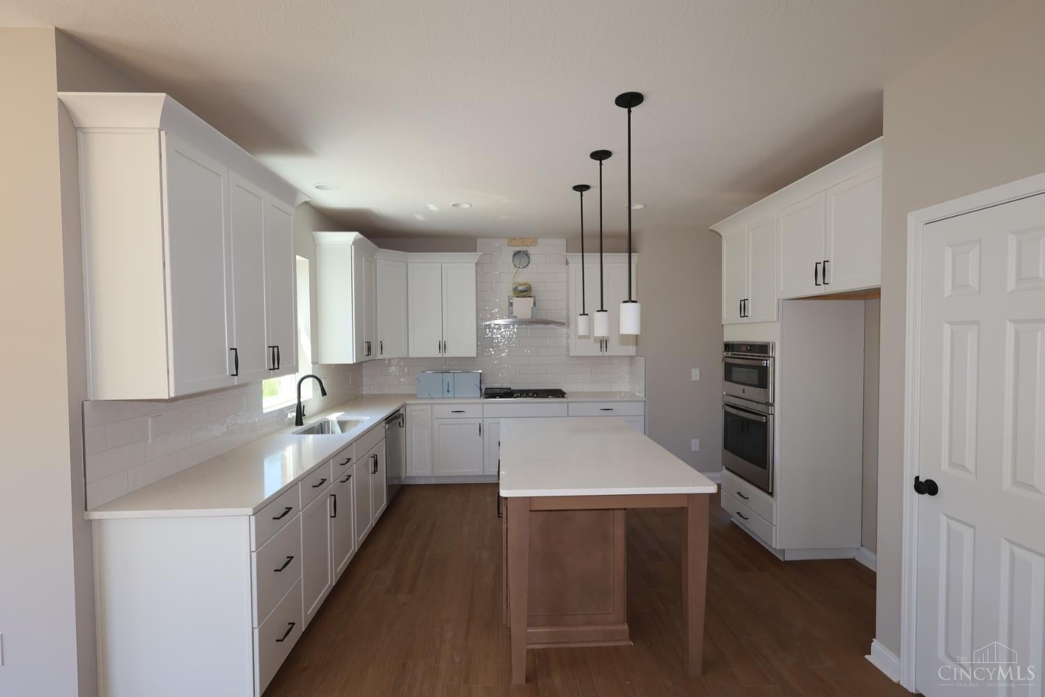 5771 Irwin Drive 140