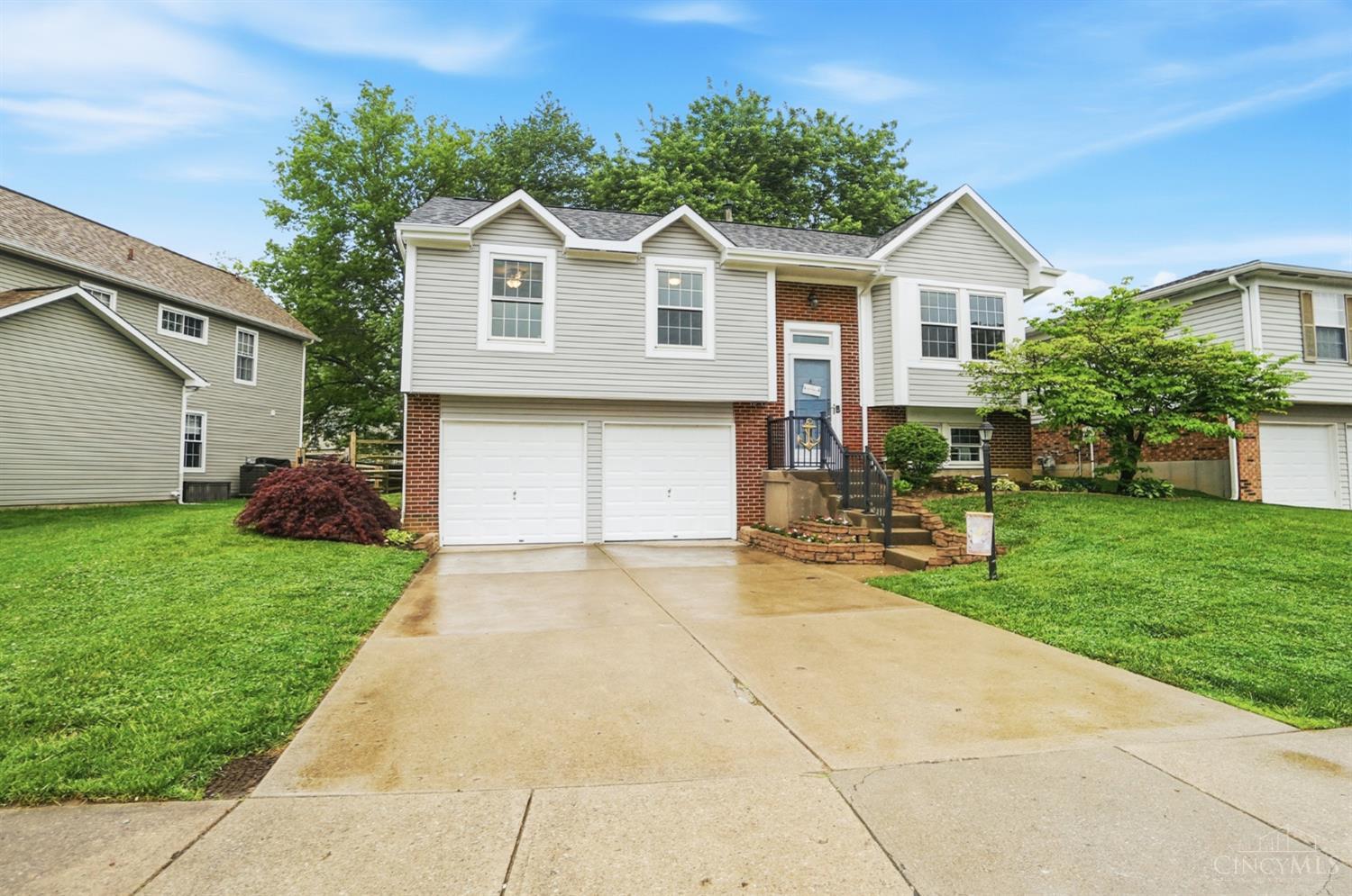 4613 Laurel View Drive