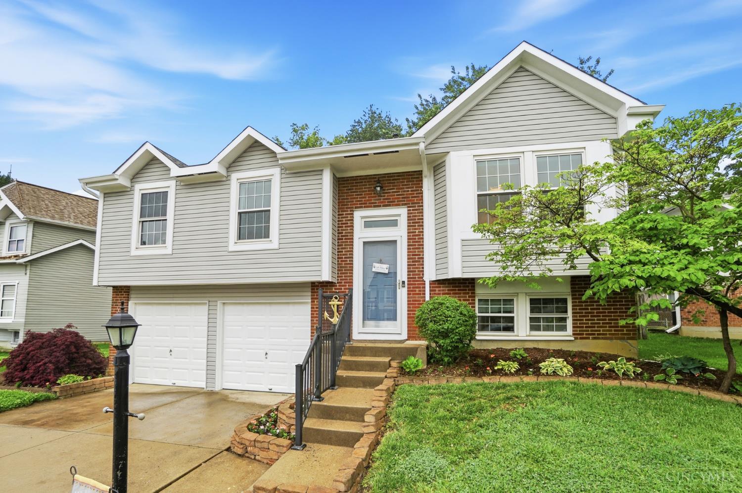 4613 Laurel View Drive
