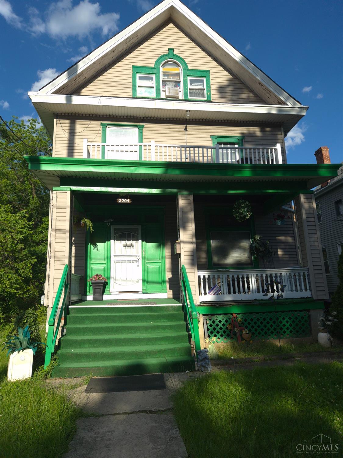 2704 Euclid Avenue