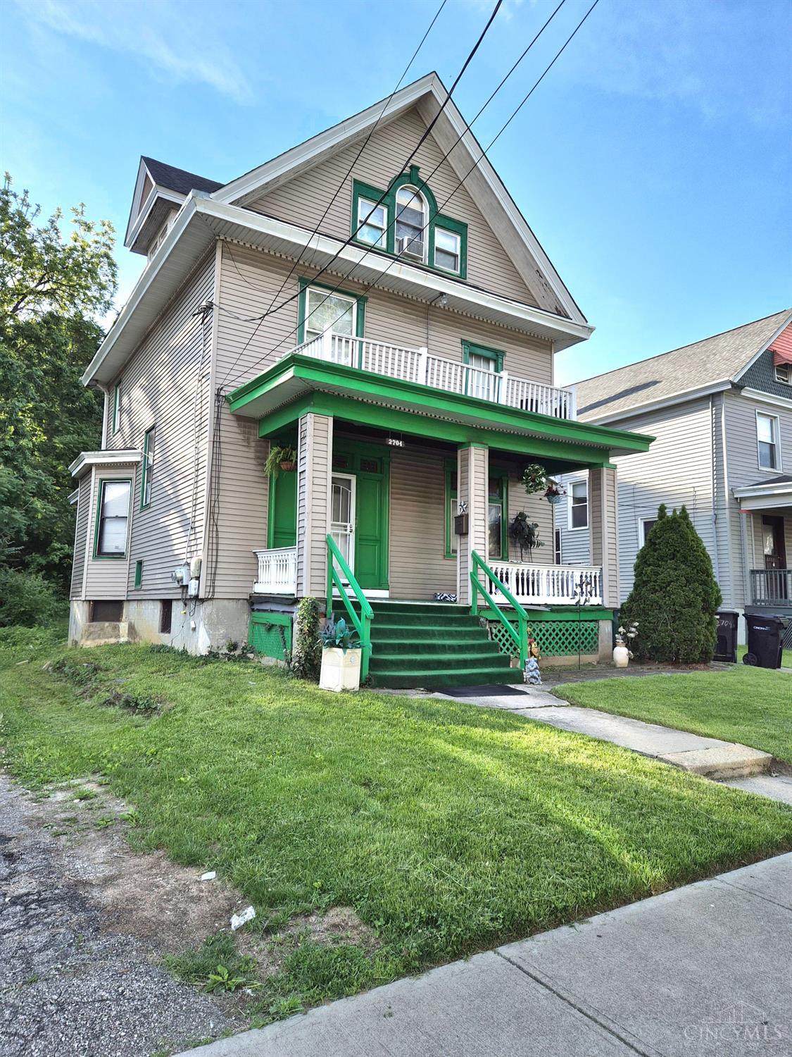 2704 Euclid Avenue