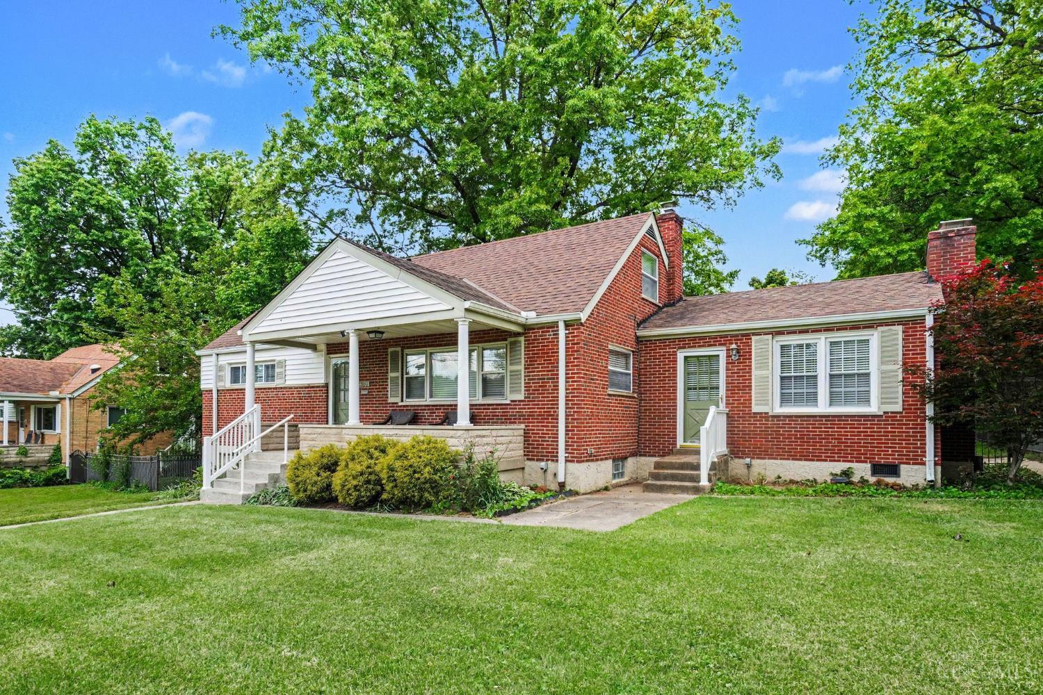2041 Earlwood Court