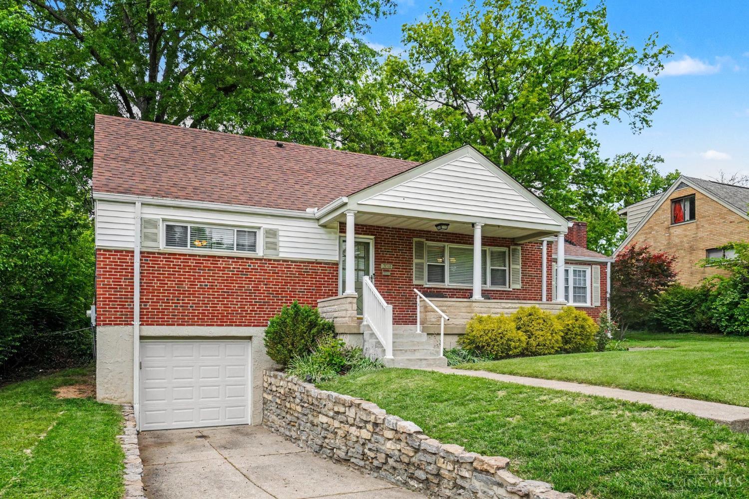 2041 Earlwood Court