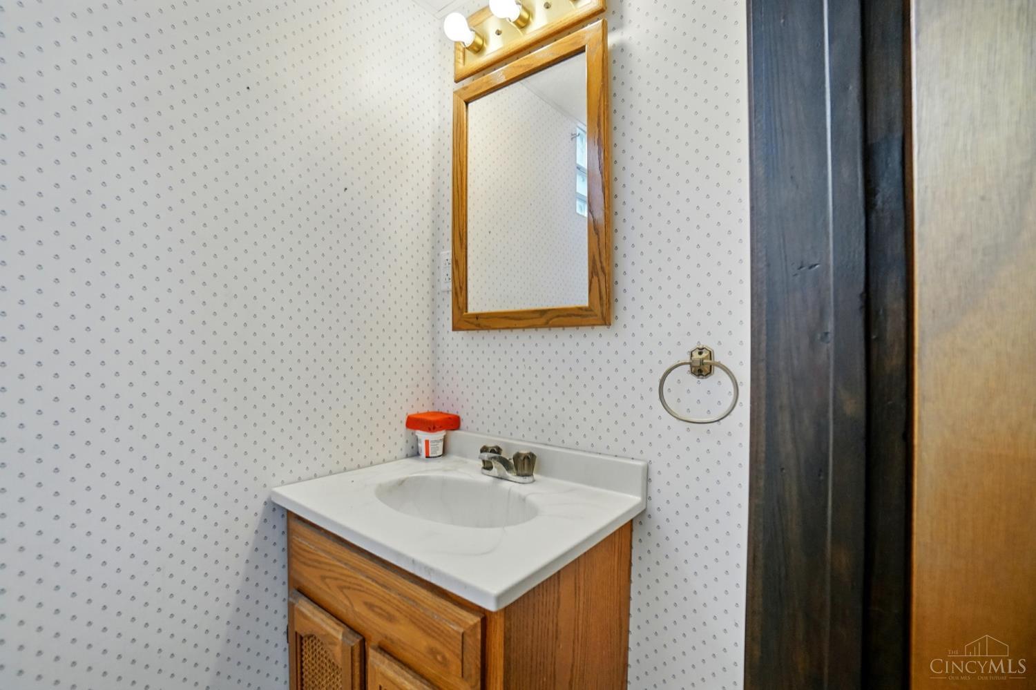 4273 Dartmouth Drive, Cincinnati, Ohio image 24