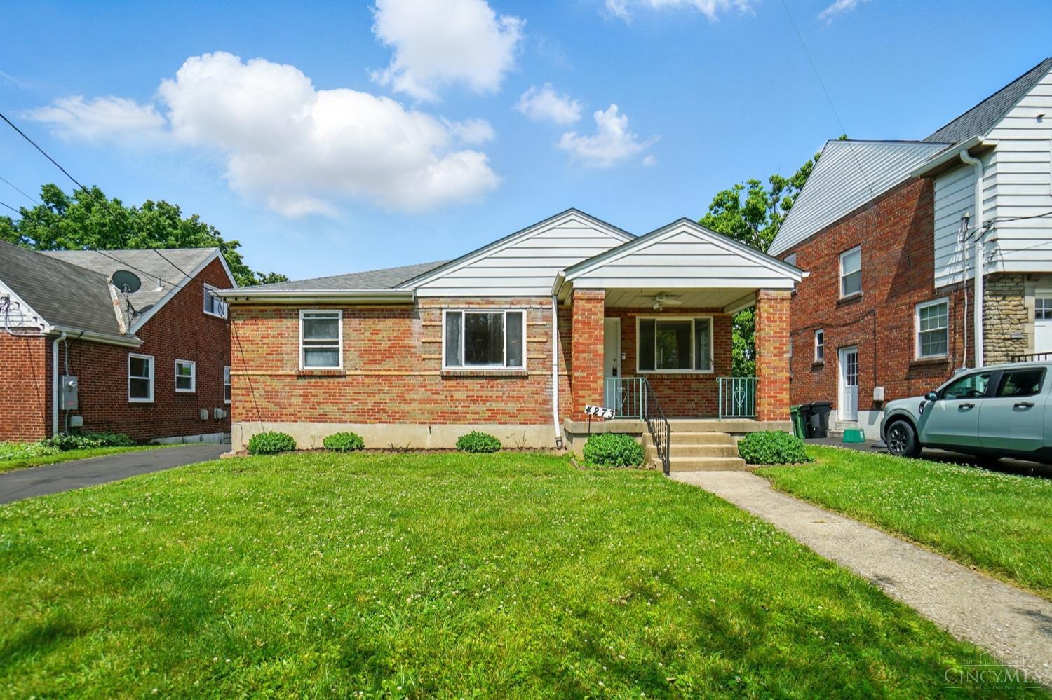 4273 Dartmouth Drive, Cincinnati, Ohio image 3