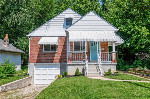 Photo of 5702 Hunter Avenue, Norwood, OH 45212 (MLS # 1885299)