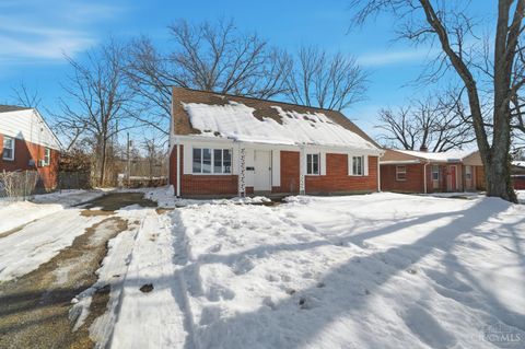 Photo of 1876 Roosevelt Avenue, Cincinnati, OH 45240 (MLS # 1868649)