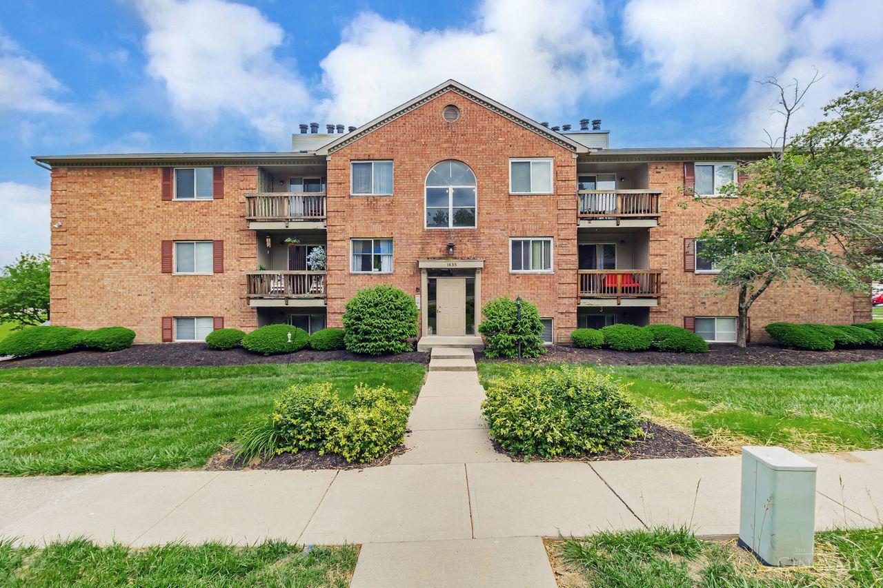 1635 Gelhot Drive #14, Fairfield, Ohio image 2
