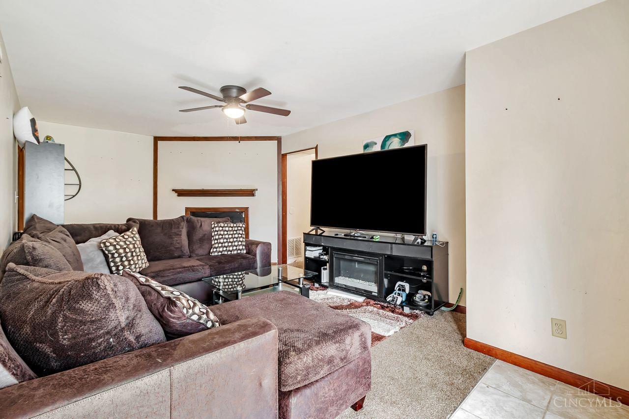 1635 Gelhot Drive #14, Fairfield, Ohio image 11