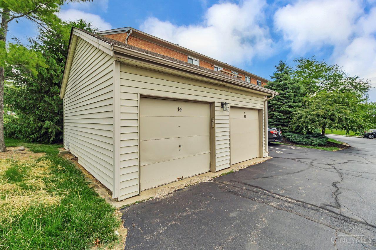 1635 Gelhot Drive #14, Fairfield, Ohio image 31
