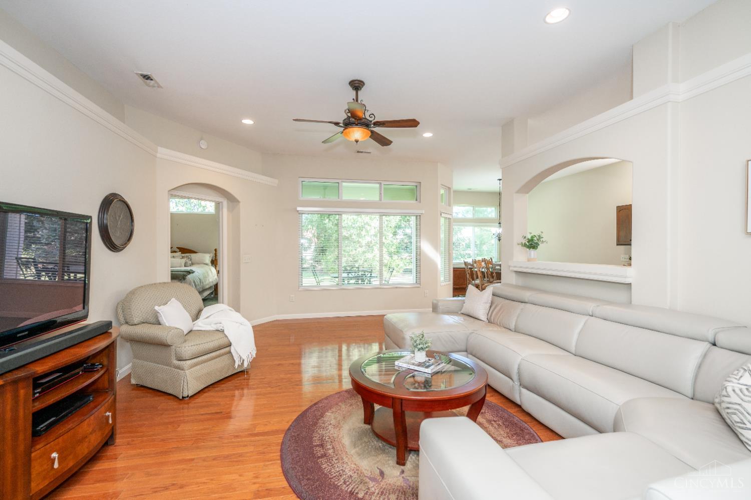 1056 Logan Landing
