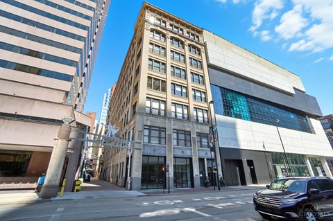 Photo of 26 E Sixth Street #505, Cincinnati, OH 45202 (MLS # 1854818)