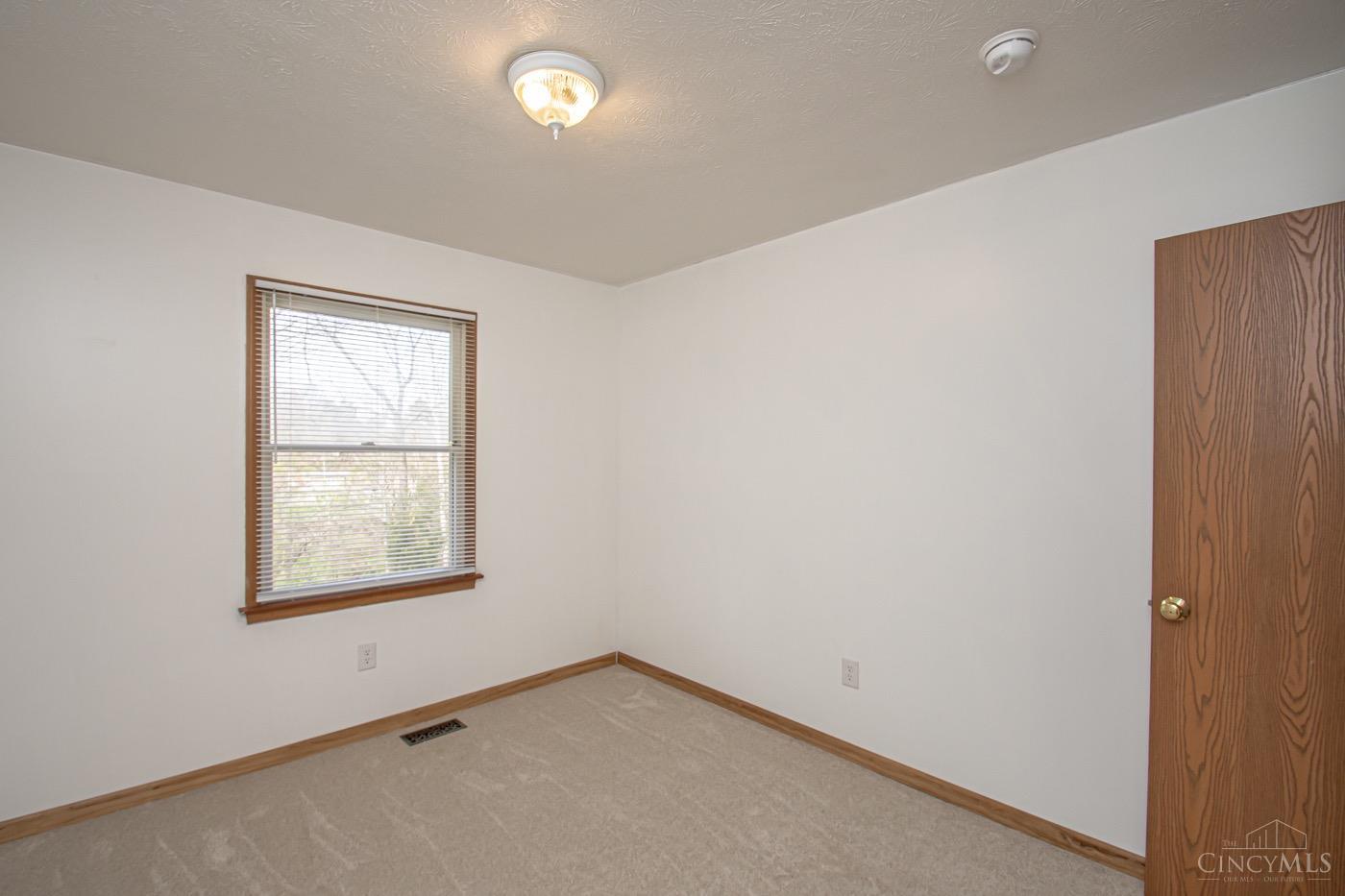 571 Lakengren Drive, Lakengren, Ohio image 19