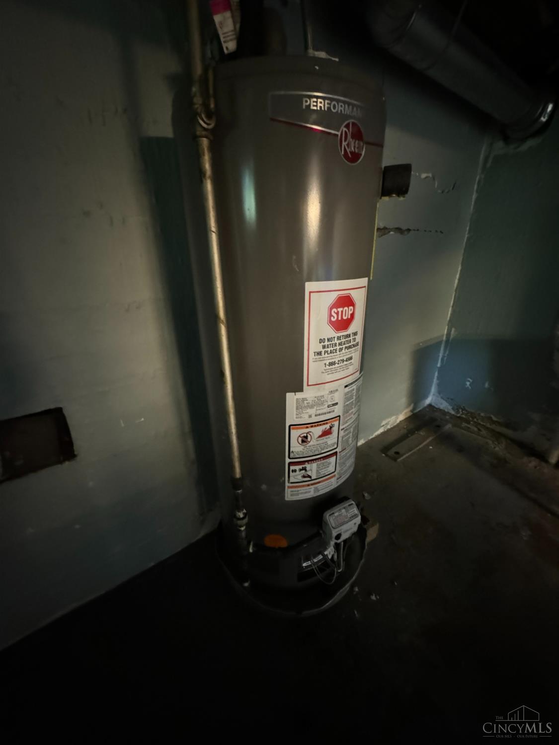 Cincinnati, Ohio 45225, United States, 2 Bedrooms Bedrooms, ,1 BathroomBathrooms,Residential,Active,237915