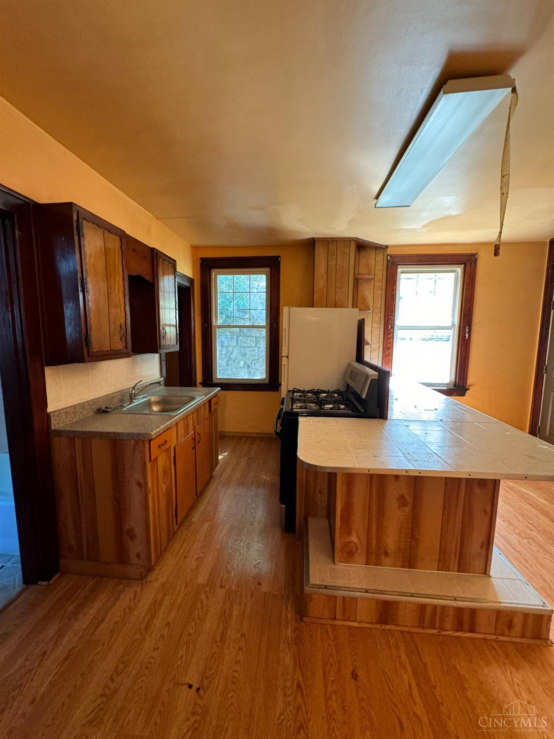 Cincinnati, Ohio 45225, United States, 2 Bedrooms Bedrooms, ,1 BathroomBathrooms,Residential,Active,237915