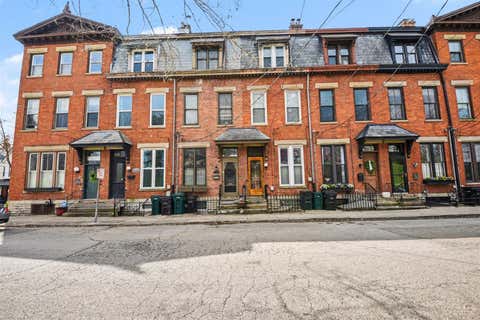Condo For Rent - 923 Paradrome Street<br/> Cincinnati, OH 45202