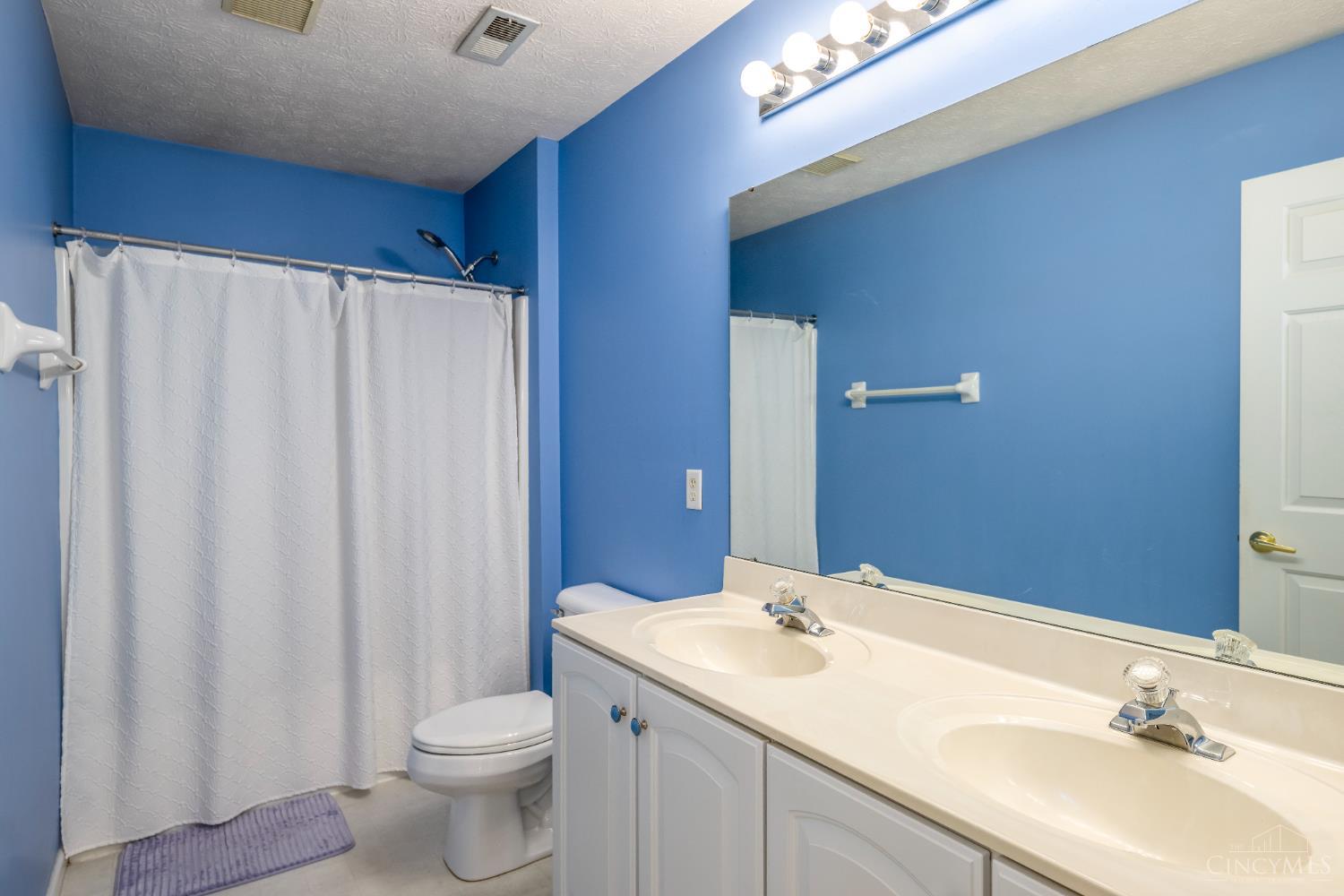 3773 Top Flite Lane, Mason, Ohio image 32