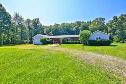 Photo of 2710 Glady Road, Perry Township, OH 45107 (MLS # 1851295)