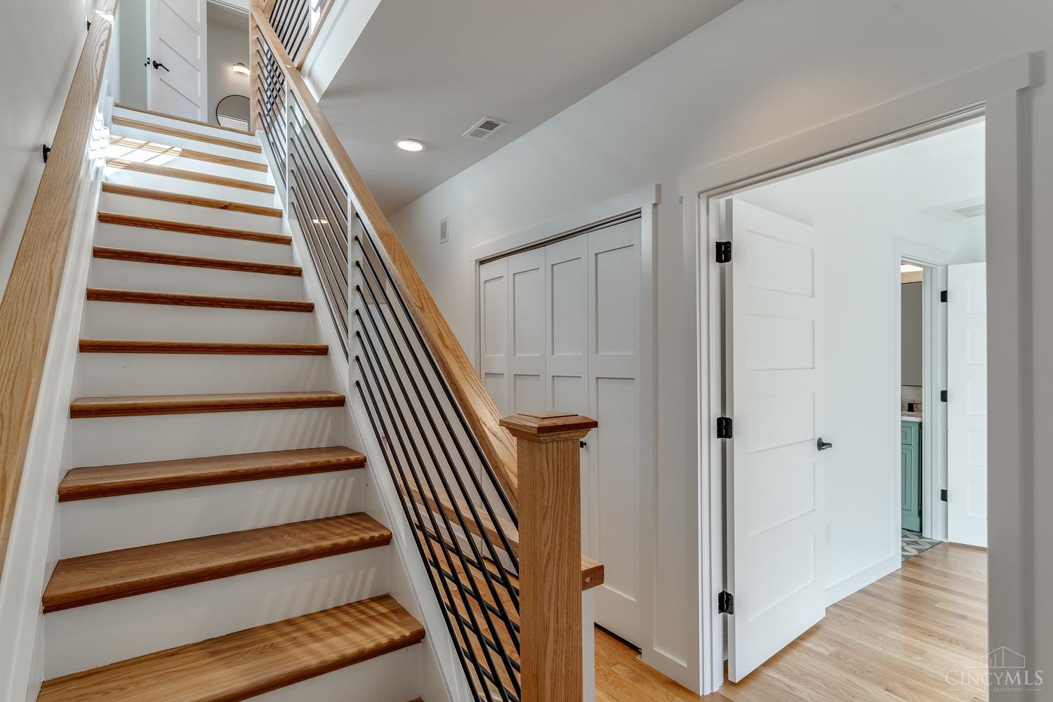 5760 Sanctuary Place, Cincinnati, Ohio image 17