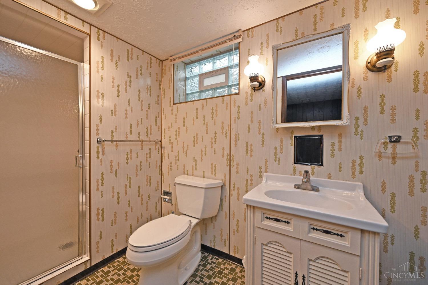 6680 Blue Rock Road, Colerain Twp, Ohio image 19