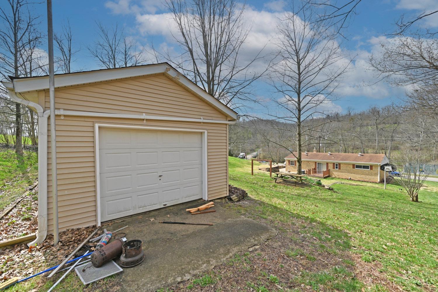 6680 Blue Rock Road, Colerain Twp, Ohio image 29