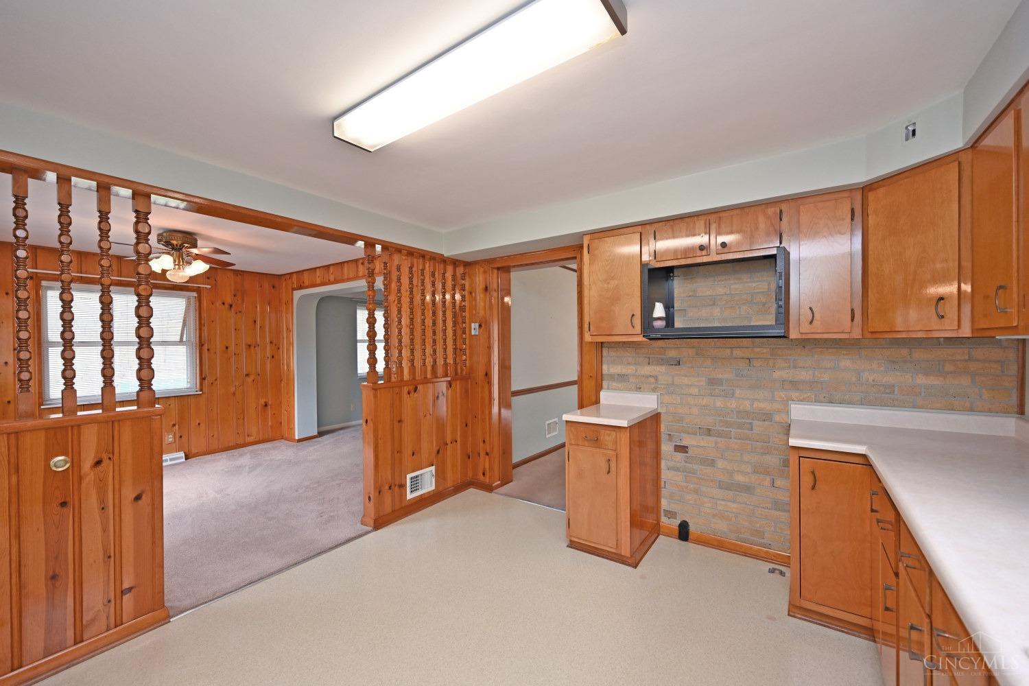 6680 Blue Rock Road, Colerain Twp, Ohio image 6