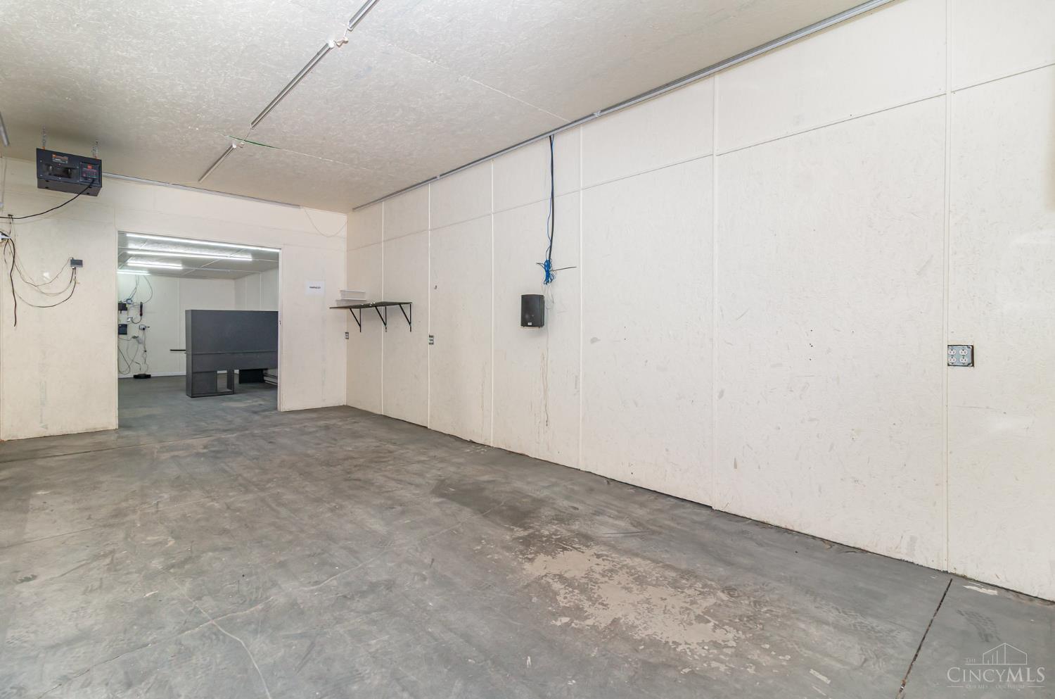 8285 Tri County Highway