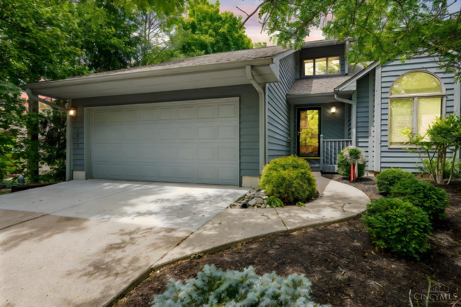 4823 Beechwood Lane, Middletown, Ohio image 1