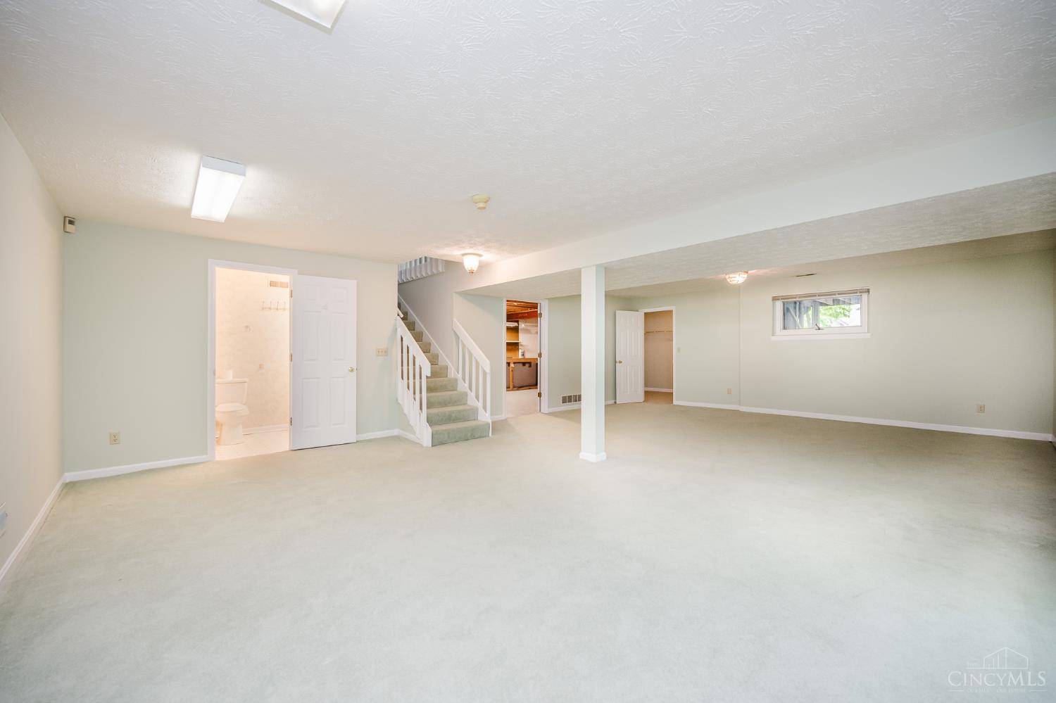 4823 Beechwood Lane, Middletown, Ohio image 31