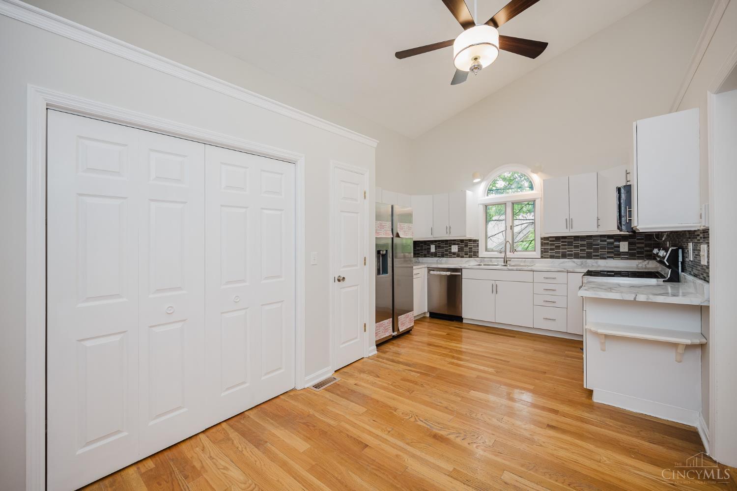 4823 Beechwood Lane, Middletown, Ohio image 12
