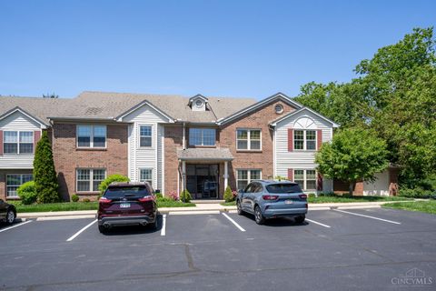 Photo of 170 Palisades Pointe PT #4, Cincinnati, OH 45238 (MLS # 1879231)
