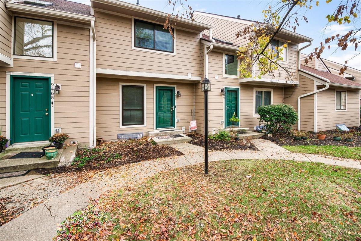 9467 Hunters Creek Drive #203, Cincinnati, Ohio image 2