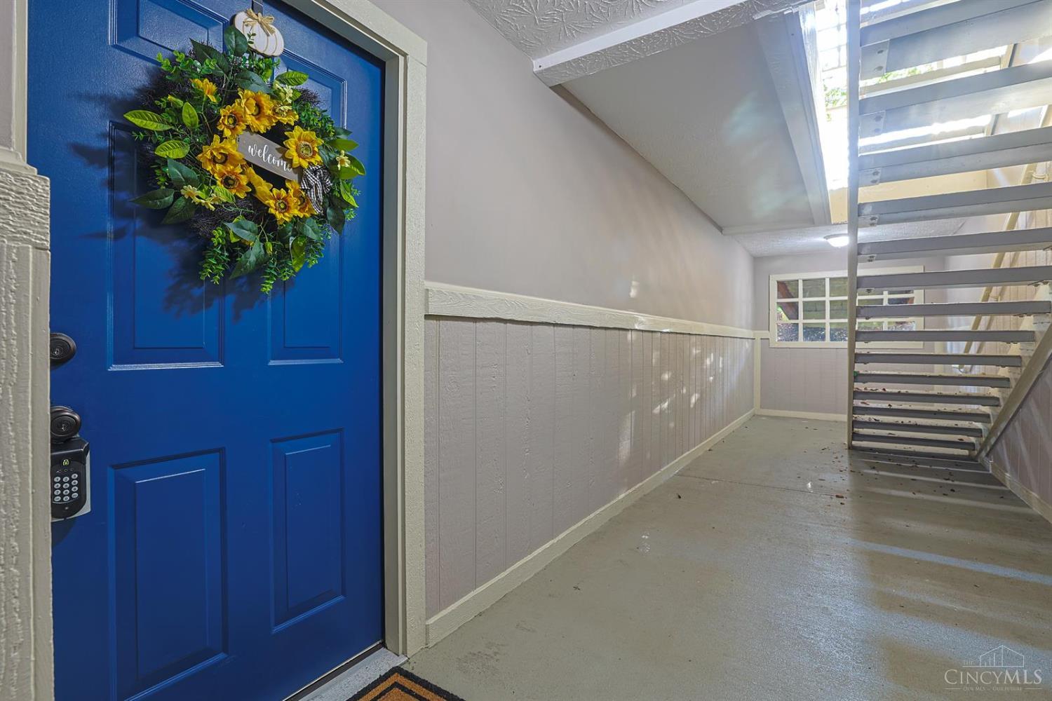 9901 Regatta Drive 105
