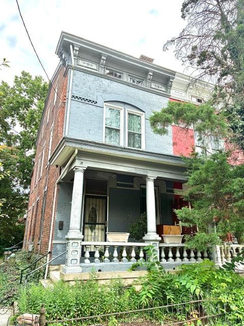 2910 Euclid Avenue