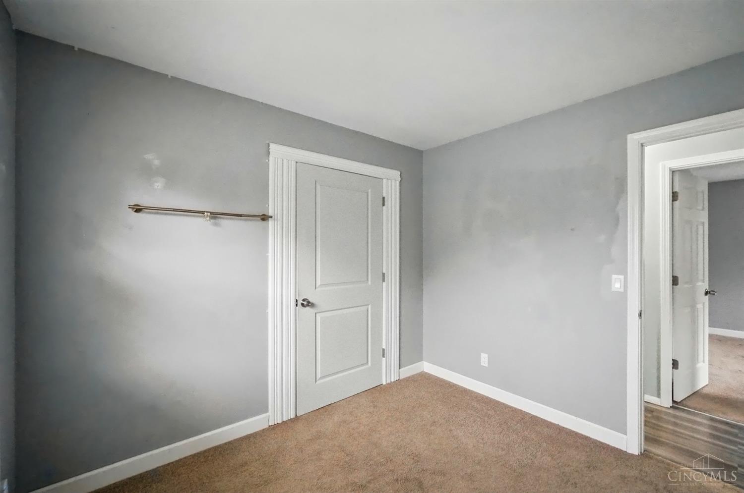 9002 Orangewood Drive, Colerain Twp, Ohio image 11